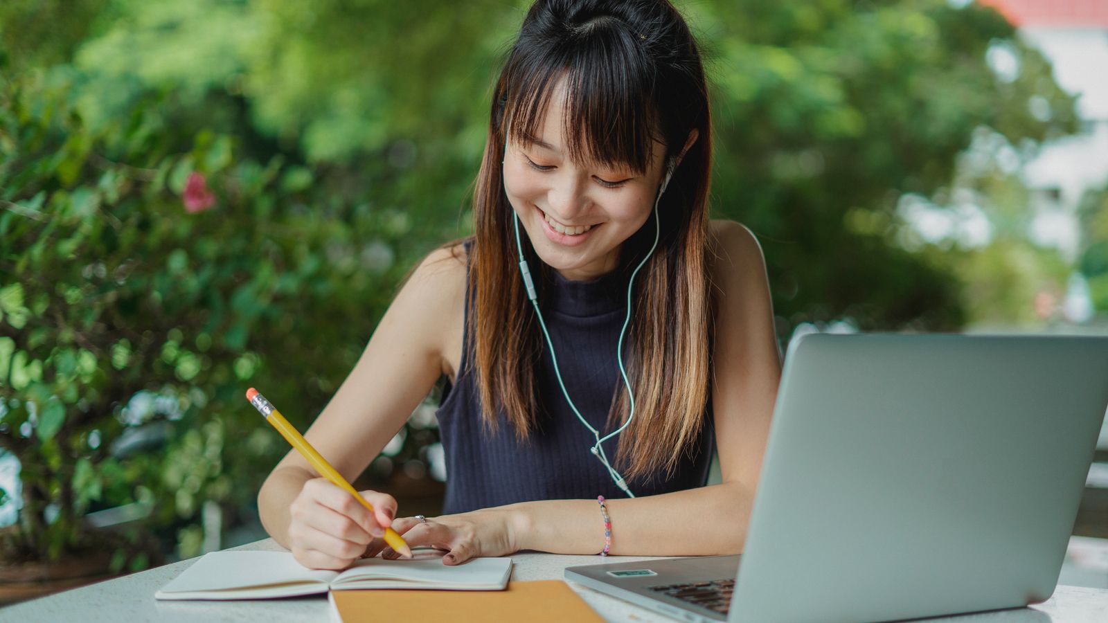 Công cụ và tài liệu gợi ý